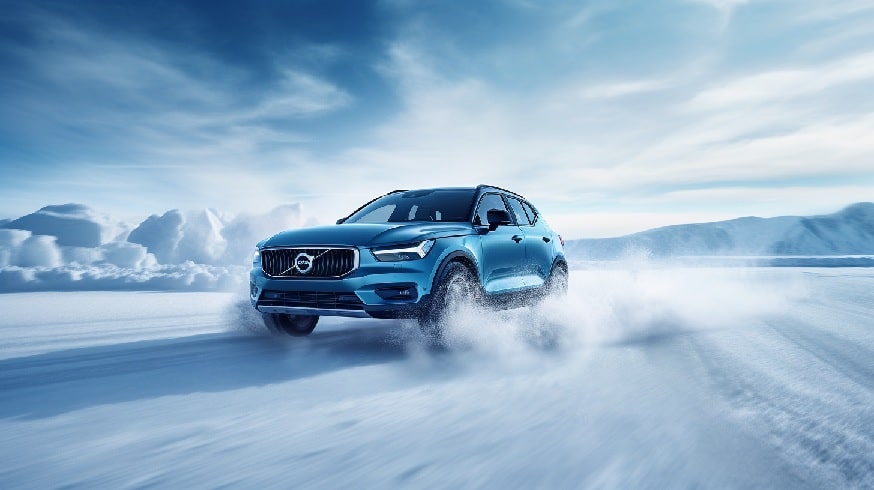 Volvo XC40 in winter action.