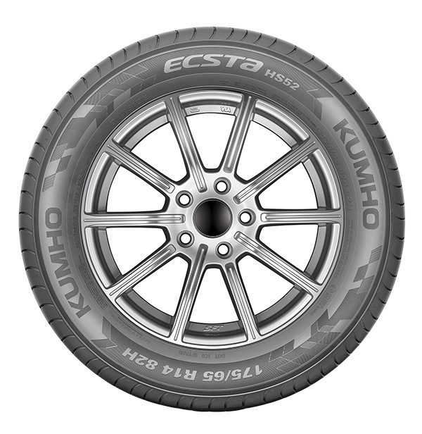 Kumho Ecsta HS52 : A curious improvement case